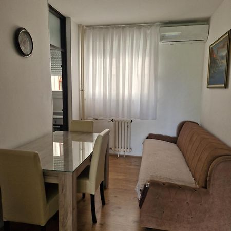 Appartement Esperanto à Vranje Extérieur photo